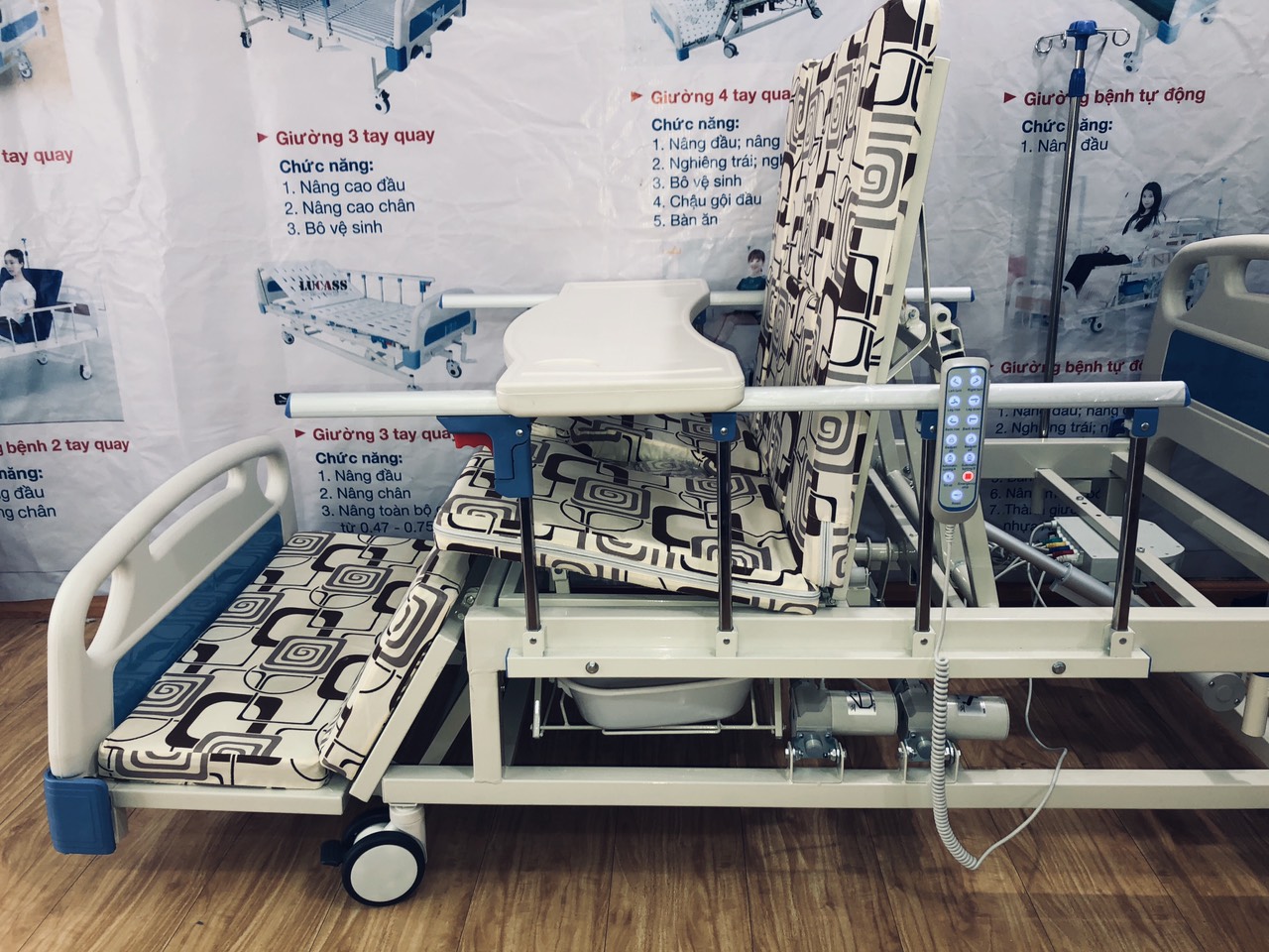 Giường bệnh cho người già
