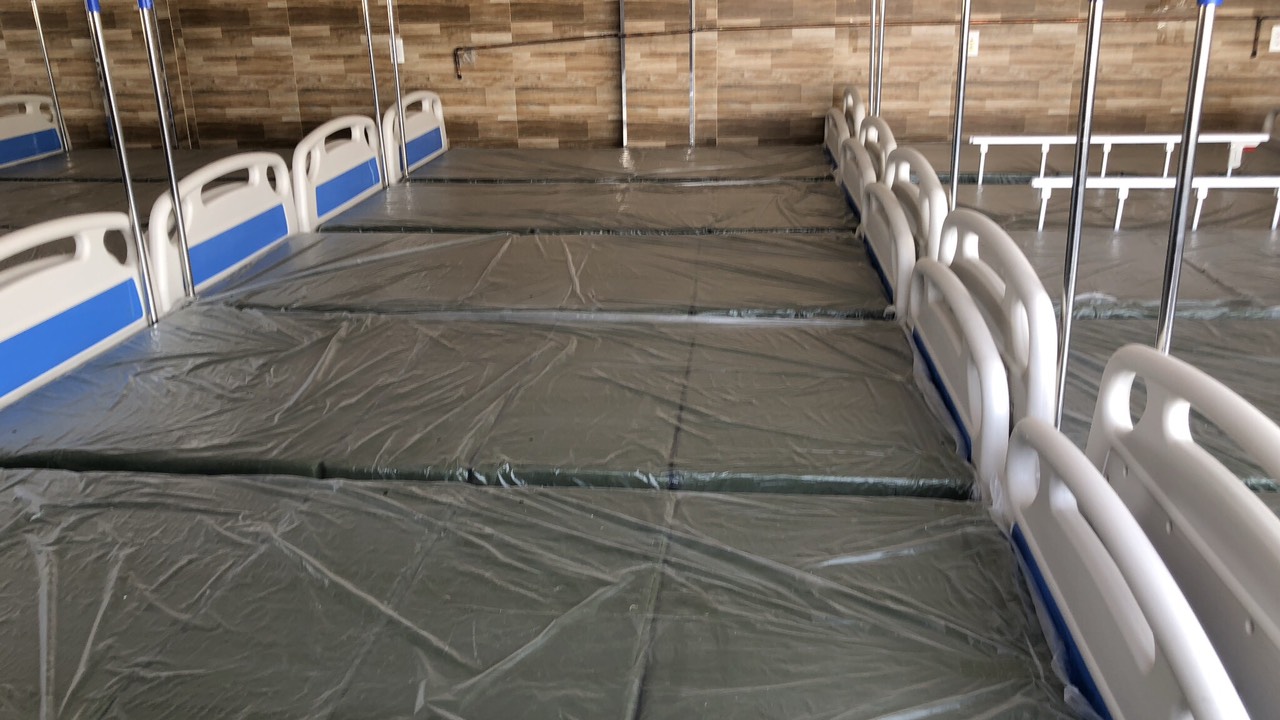 Giường điện lucass ch&iacute;nh h&atilde;ng